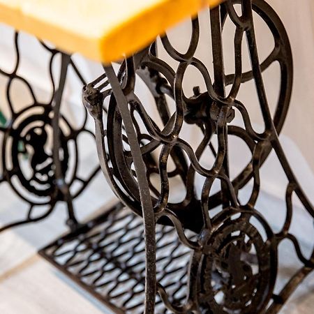 Miracolo Al Duomo Smart Accomodations Napoli Eksteriør bilde